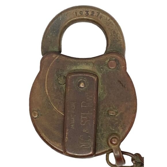 Antique Yale and Town MFG CO Pad Lock Cast Iron Heart Shape 9” Chain No Key - Picture 6 of 15
